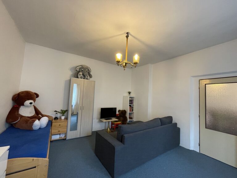 15f32461-2210-471a-9831-a1c2ff4f7bea