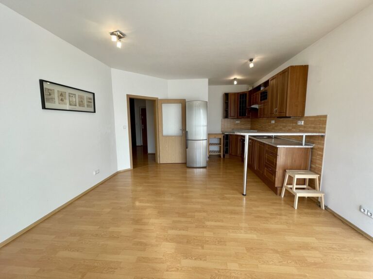 6d5a6922-ebea-4a62-8888-fd070d5a4480-1-201-a