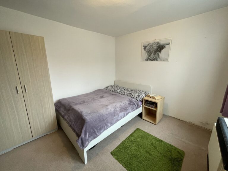 74025f48-d581-42cd-8ef1-e6c300fa95b7