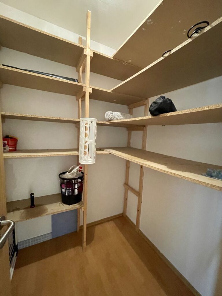 95d90da9-617c-4595-bd9e-fb6c4de5e7ad-1-201-a