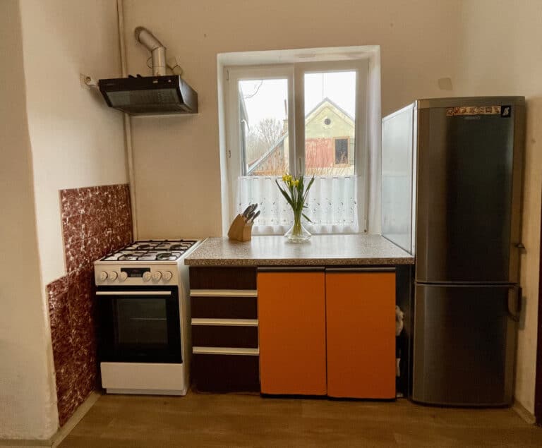 9f4a78c4-925f-4e2c-a3be-0ff2d063eb29-1-201-a