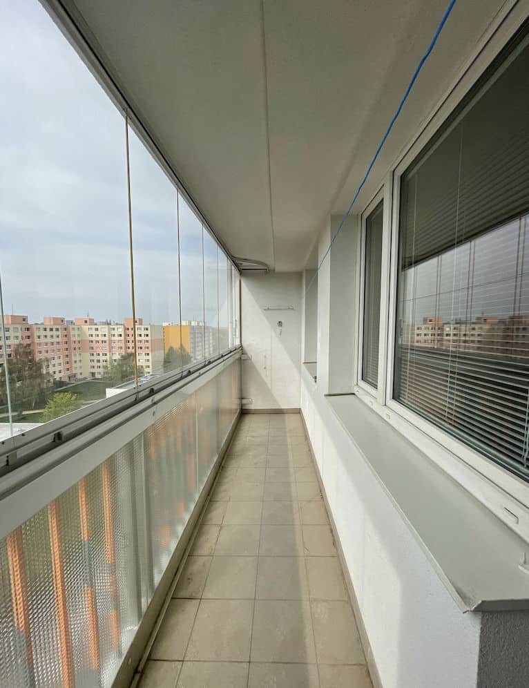 cd553bcb-bb01-4331-84cf-2420756fc5e4-1-201-a