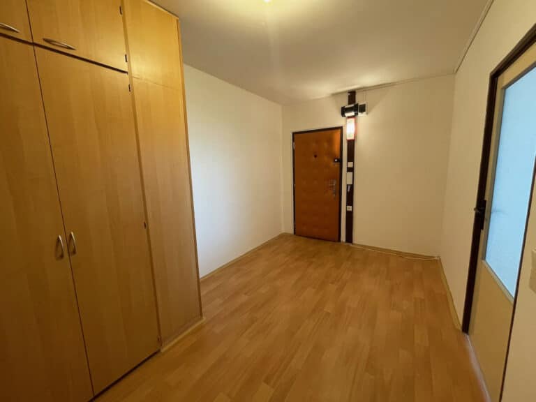 d44da0b0-be1e-46a5-92be-16961da3cbc6