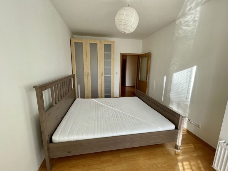 f41142a1-be40-4985-92c9-78db72fad1be-1-201-a