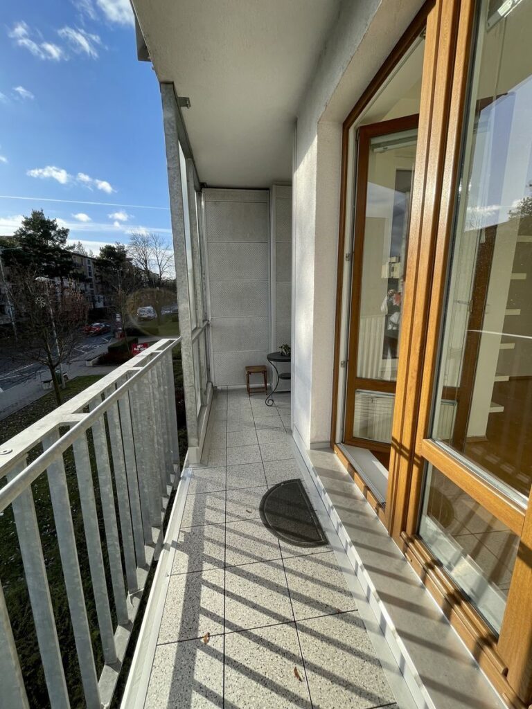 f673bdeb-8b20-447f-b9b3-b5083a4bf160-1-201-a